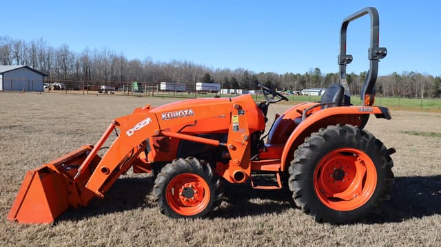 Image of Kubota L3301 equipment image 4