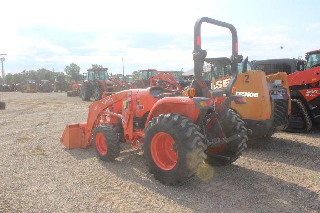 Image of Kubota L3301 Primary image