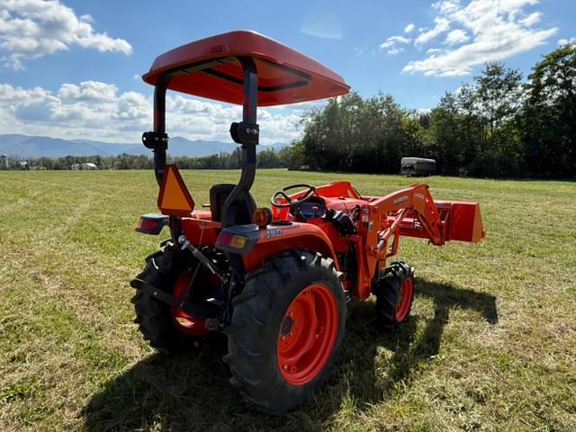Image of Kubota L3301 equipment image 3