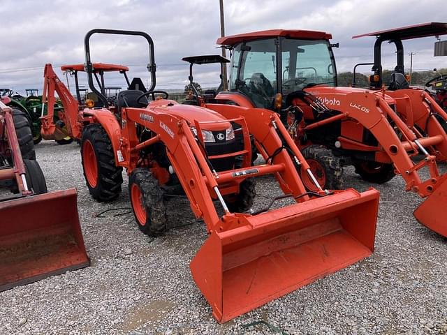 Image of Kubota L3301 equipment image 1