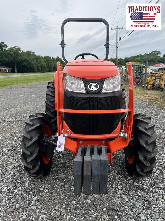 Image of Kubota L3301 equipment image 1