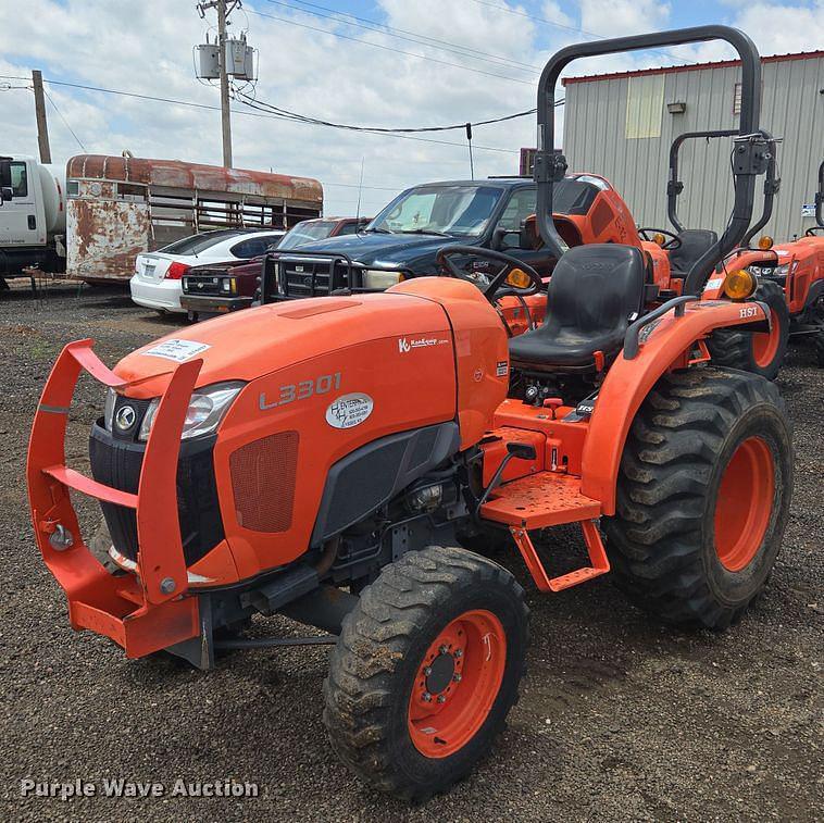 Image of Kubota L3301D Primary image