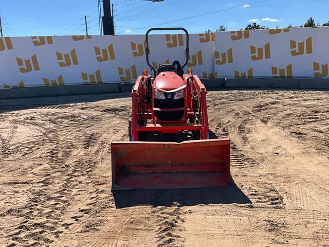 Image of Kubota L3301D equipment image 1
