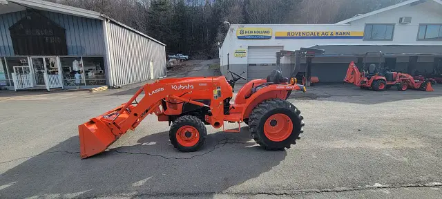 Image of Kubota L3301HST equipment image 1