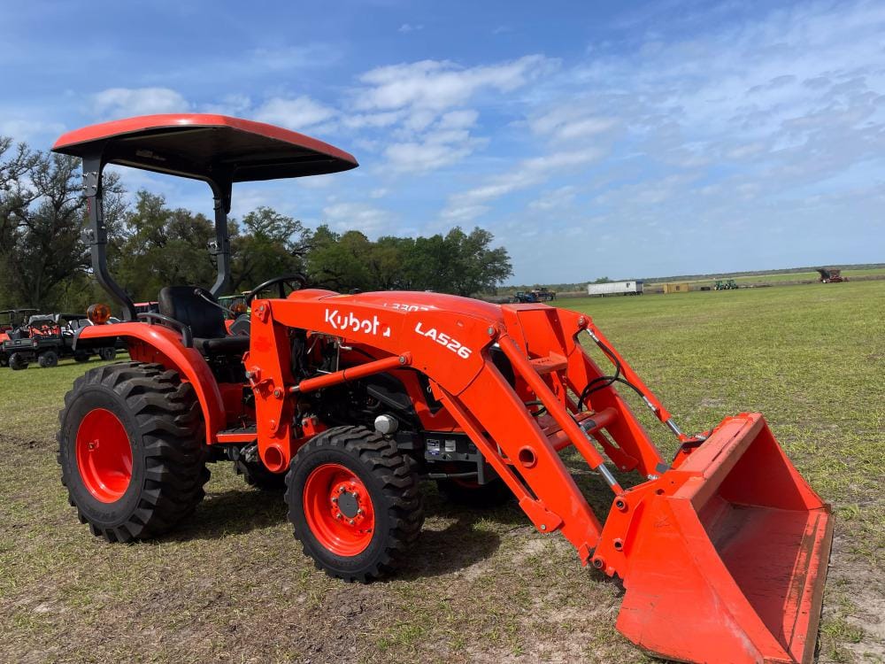 Main image Kubota L3302