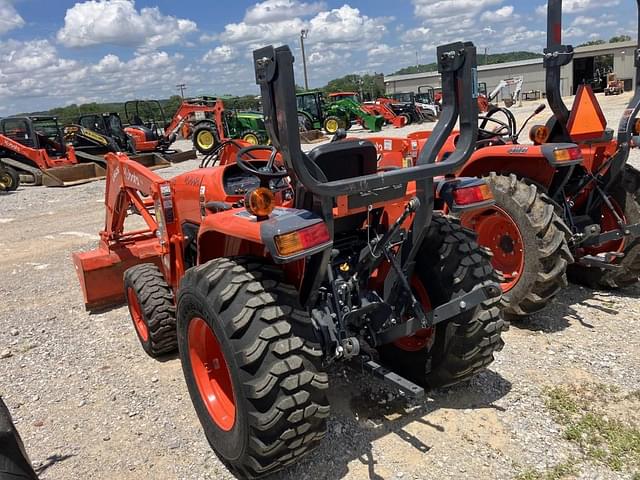 Image of Kubota L3302 equipment image 3