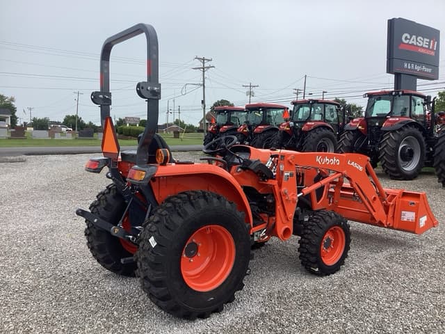 Image of Kubota L3302 equipment image 2
