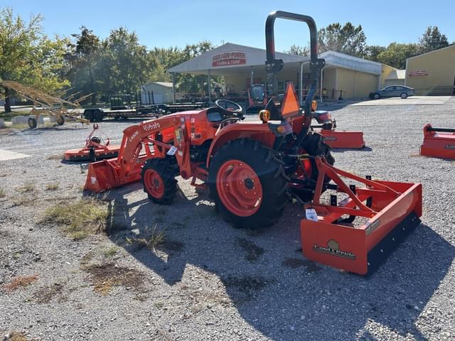 Image of Kubota L3302 equipment image 4