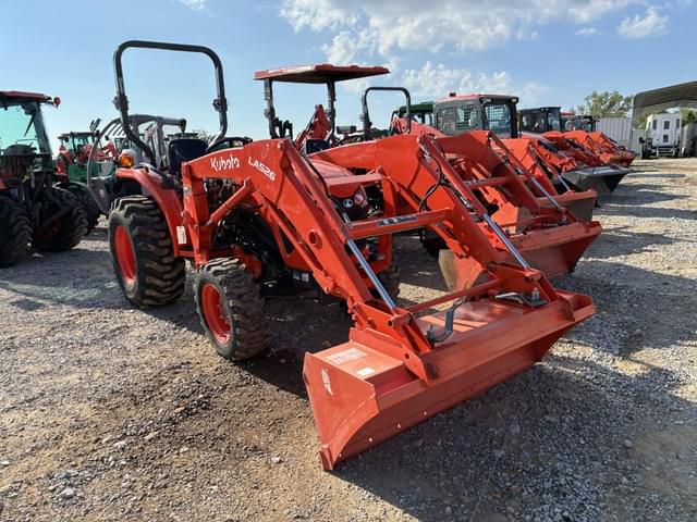 Image of Kubota L3302 equipment image 1