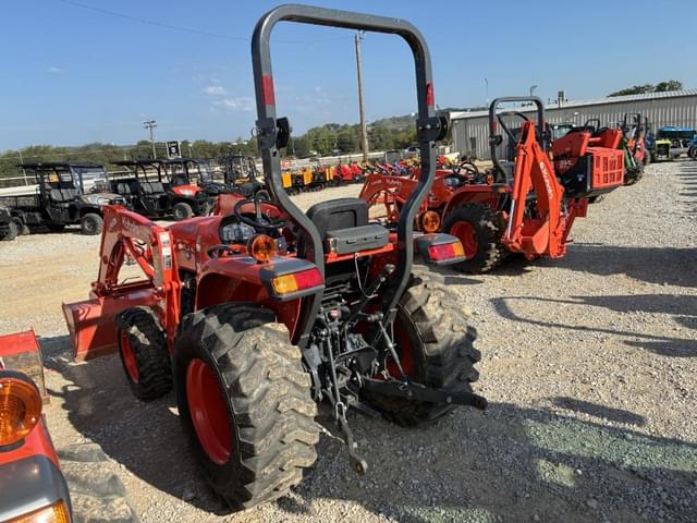 Image of Kubota L3302 equipment image 3