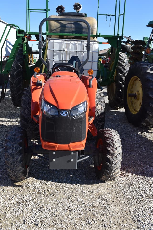 Image of Kubota L3302 equipment image 1