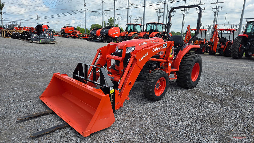 Image of Kubota L3302DT Primary image