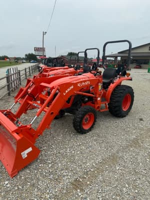 Kubota L3302DT Image