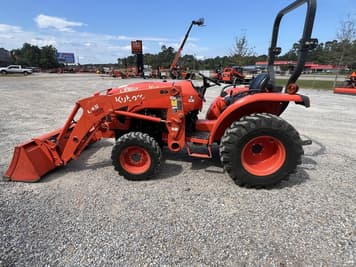 Main image Kubota L3302HST