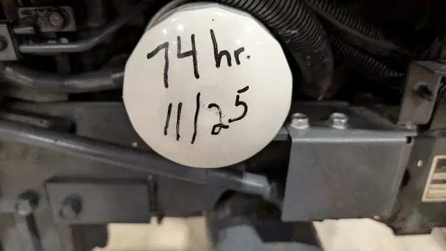 Image of Kubota L3302HST equipment image 2