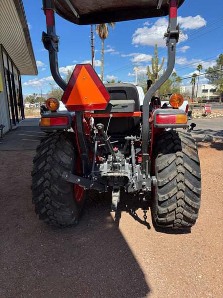 Image of Kubota L3302 equipment image 1
