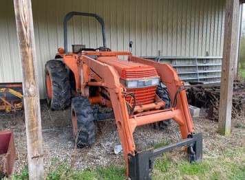 Main image Kubota L3350