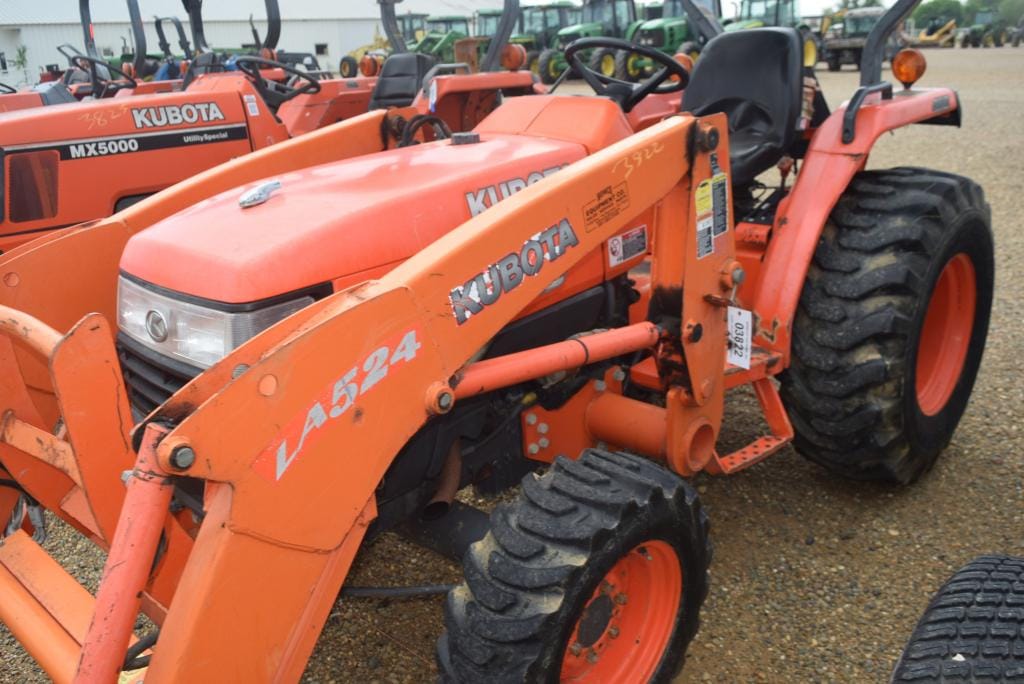 Main image Kubota L3400