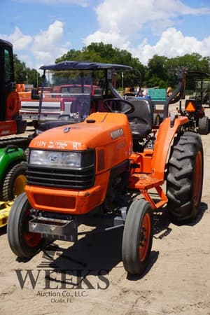 SOLD - Kubota L3400 Lot No. 17334 Tractors with 1,070 Hrs | Tractor Zoom
