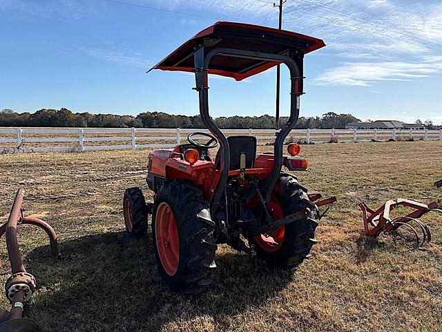 Image of Kubota L3400 equipment image 3