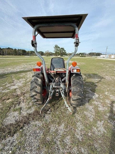 Image of Kubota L3400 equipment image 4