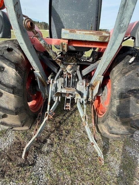 Image of Kubota L3400 equipment image 3