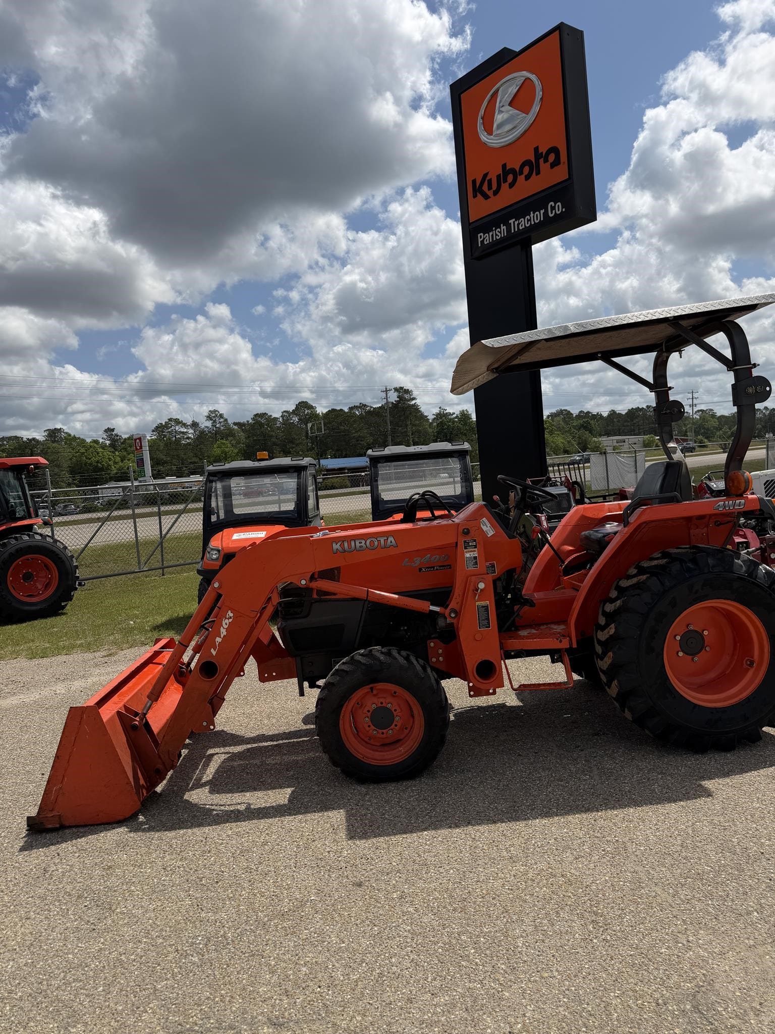 2008 Kubota L3400DT Equipment Image0
