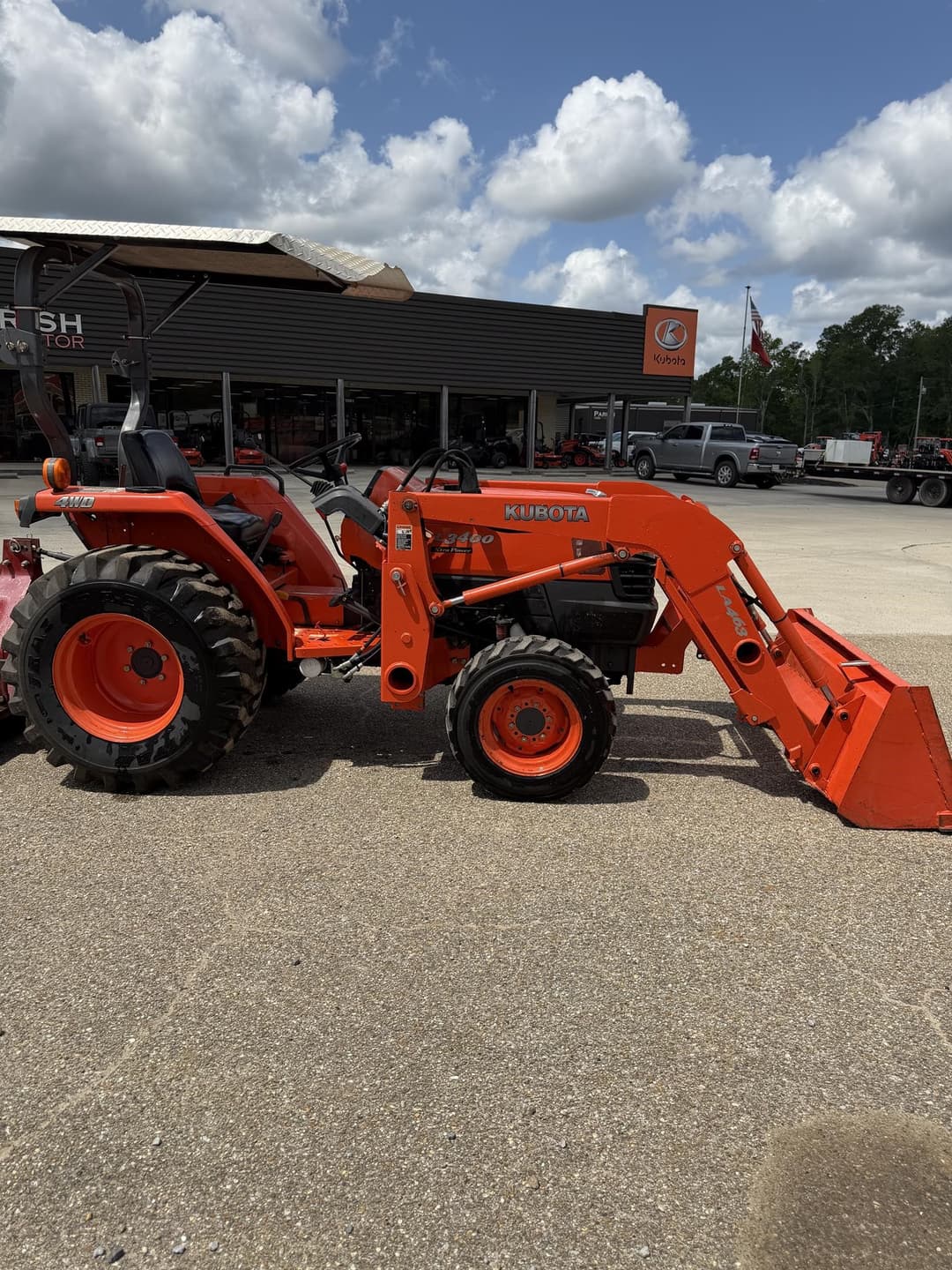 Image of Kubota L3400DT Image 1