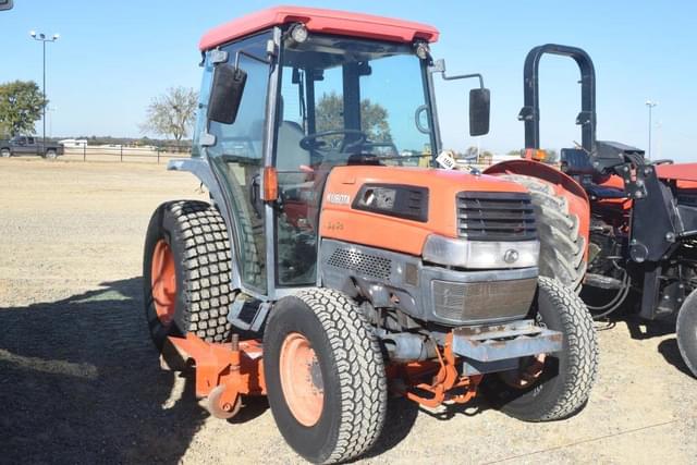 Image of Kubota L3430 equipment image 3