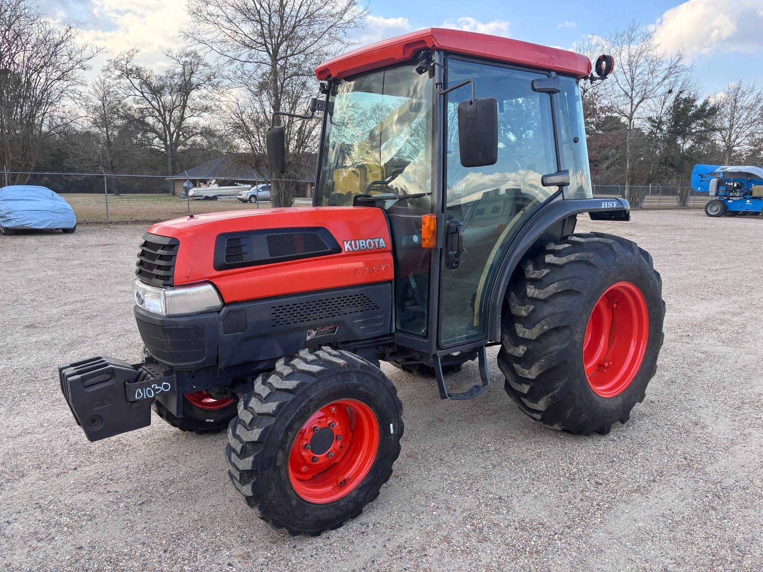 Kubota L3430 Equipment Image0