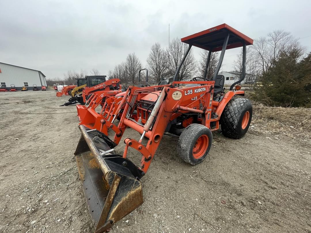 Image of Kubota L35 Image 0