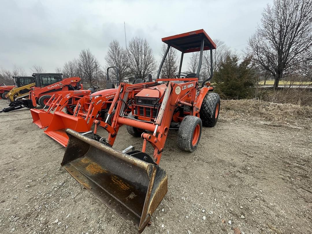 Image of Kubota L35 Image 1