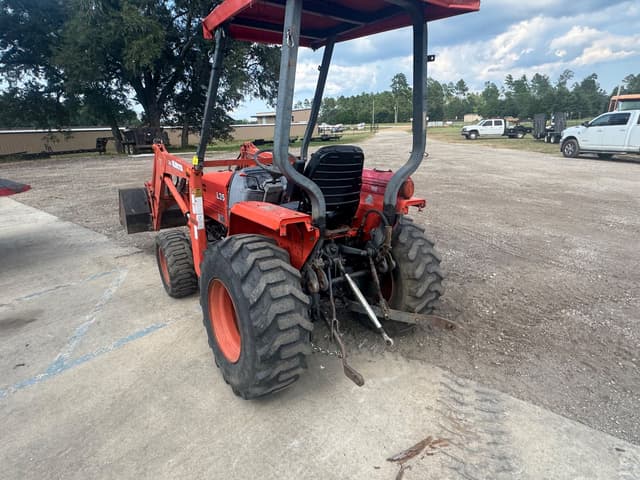 Image of Kubota L35 equipment image 3