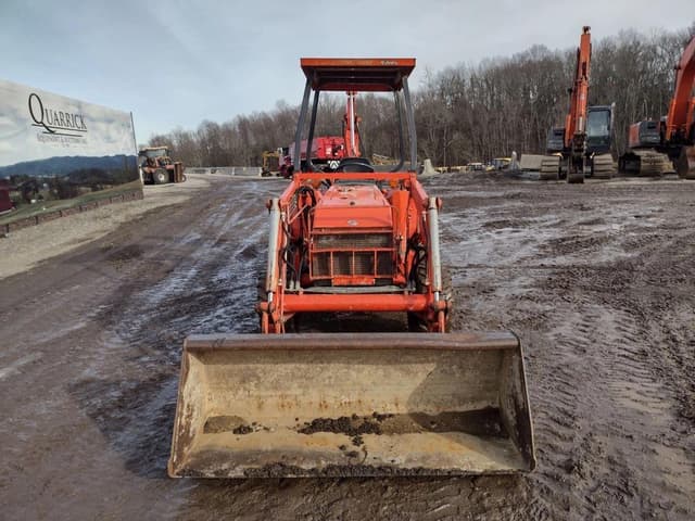Image of Kubota L35 equipment image 1