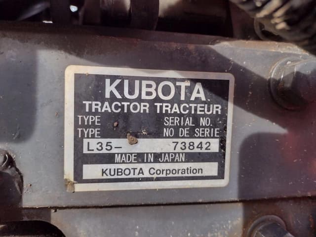 Image of Kubota L35 equipment image 4