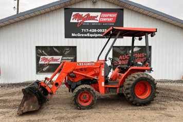 Main image Kubota L35
