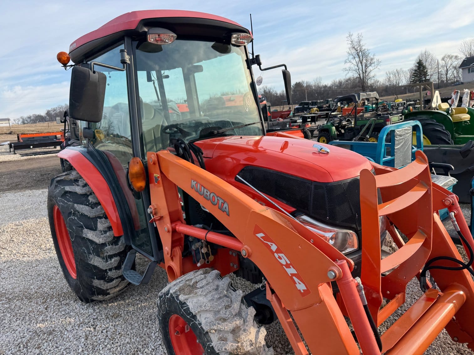 Kubota L3540 Equipment Image0
