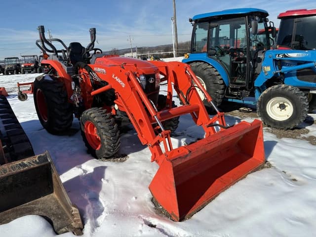 Image of Kubota L3560 equipment image 1