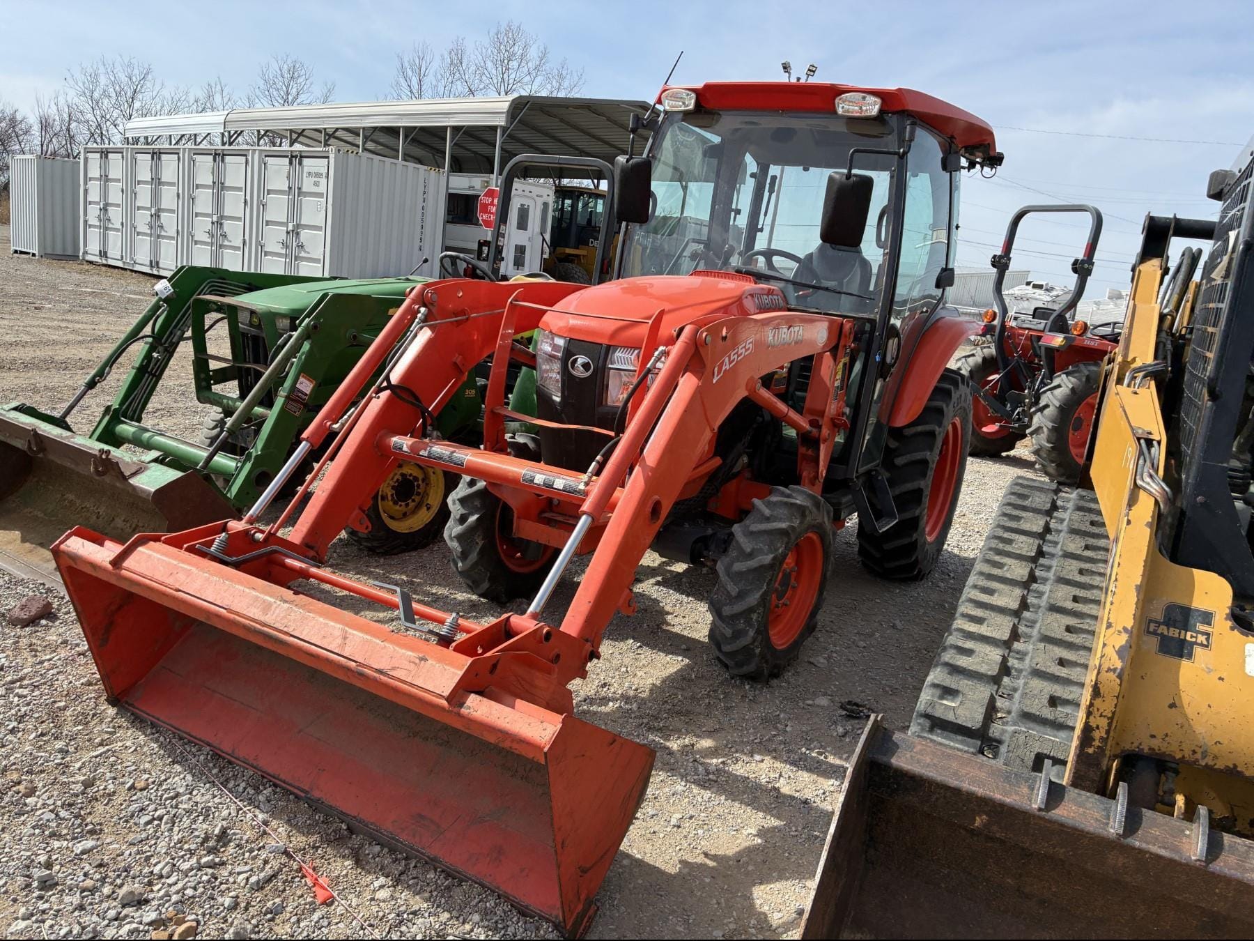 Kubota L3560 Equipment Image0