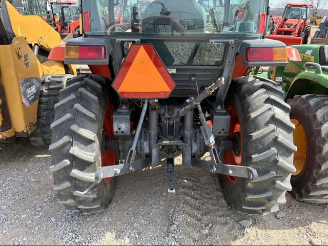 Image of Kubota L3560 equipment image 4