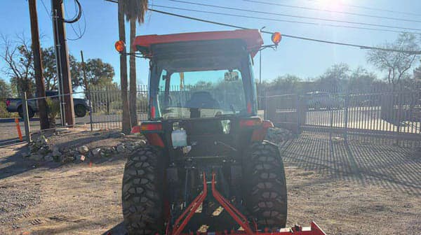 Image of Kubota L3560 equipment image 3