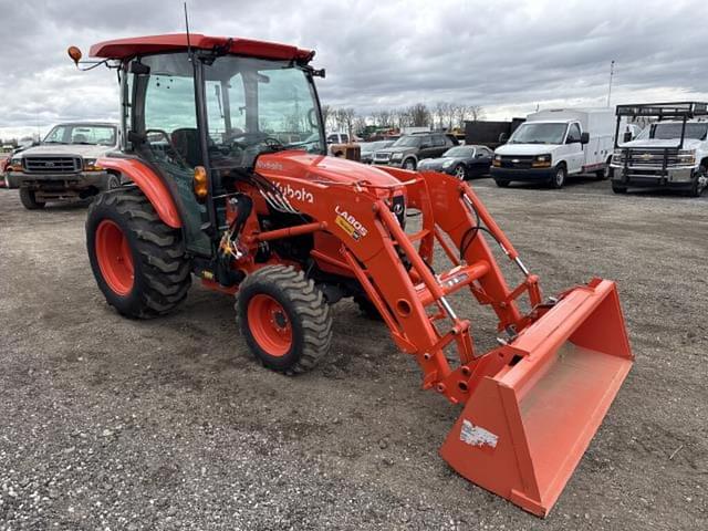 Image of Kubota L3560 equipment image 3