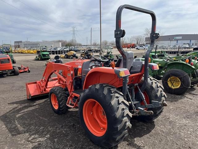 Image of Kubota L3560 equipment image 1