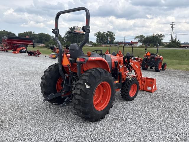 Image of Kubota L3560 equipment image 2