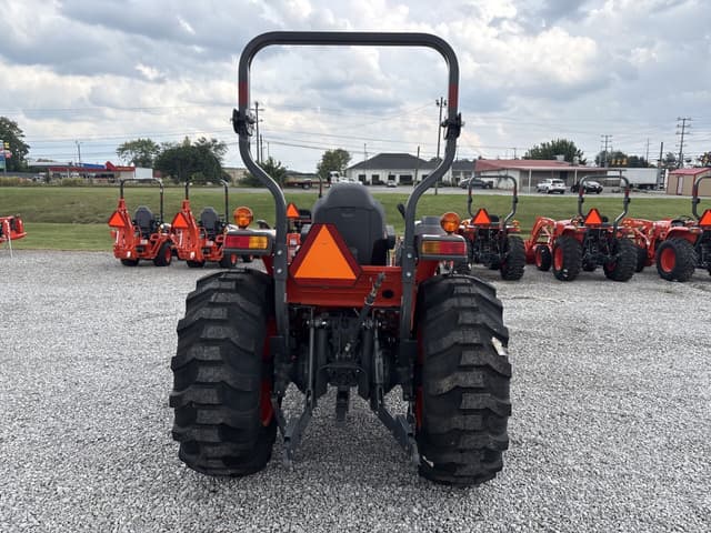 Image of Kubota L3560 equipment image 3