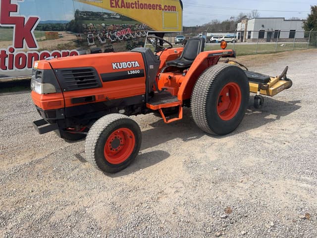 Image of Kubota L3600 equipment image 4