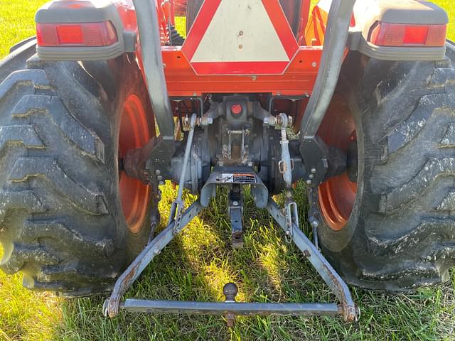 Image of Kubota L3600 equipment image 4