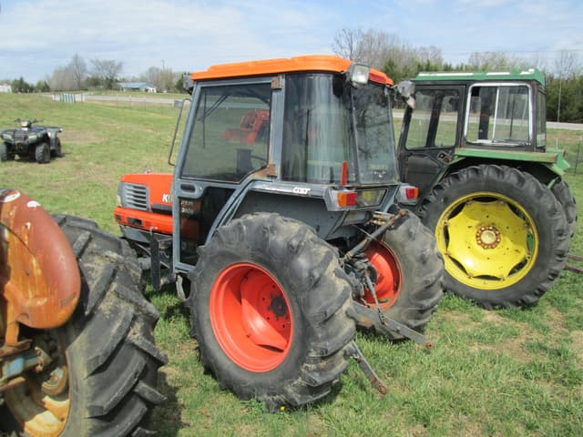 Image of Kubota L3600 equipment image 3