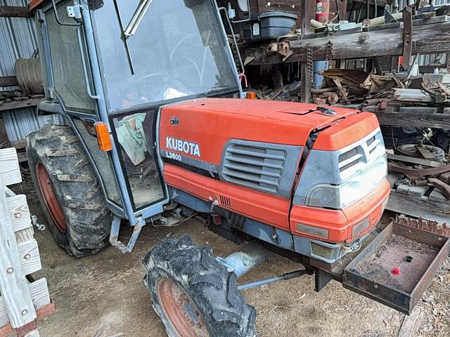 Image of Kubota L3600 equipment image 4