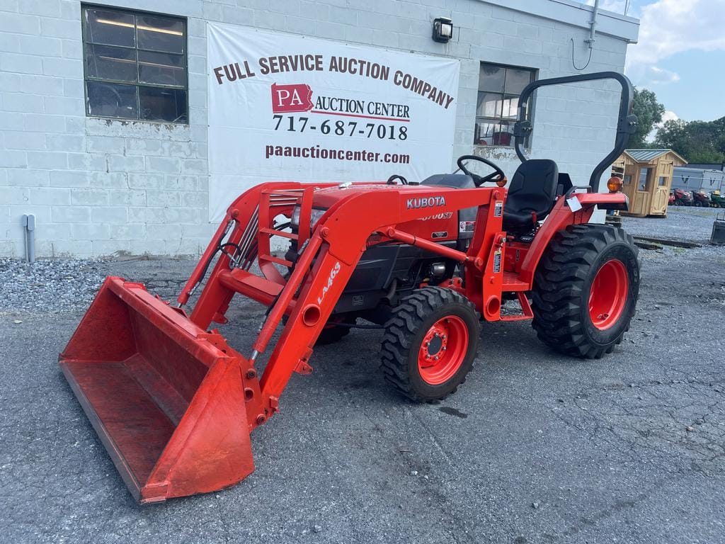 Main image Kubota L3700SU